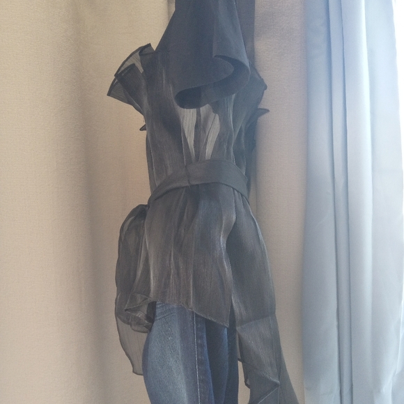 Women's elegant crewneck sheer black peplem top with front tie size medium - Picture 4 of 10